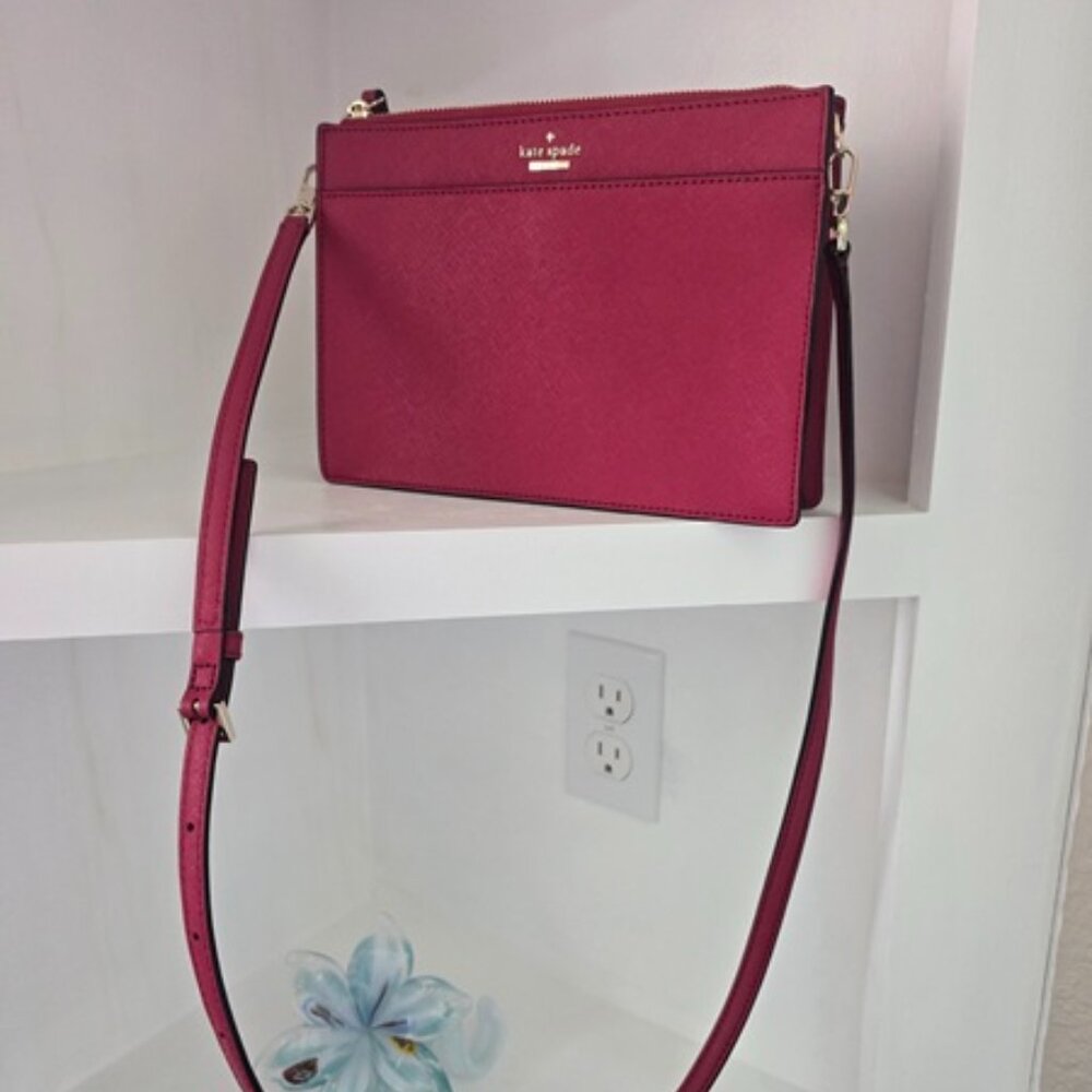 Kate Spade Red 9.5x7x2 dimensions